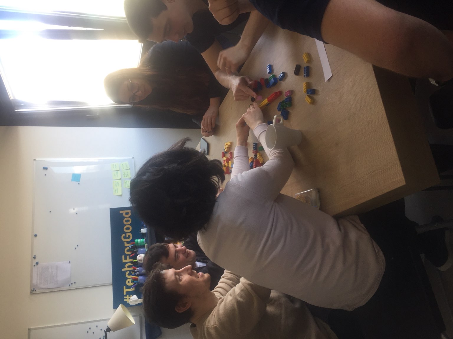 Séance de teambuilding avec des Lego chez TechVitam